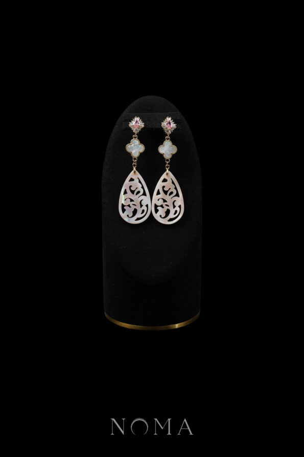 PJW-202400001-Oval-T-Clover-Carved-Teardrop-Shell-Earrings-18k-Yellow-Gold-Pink-Mother-of-Pearl