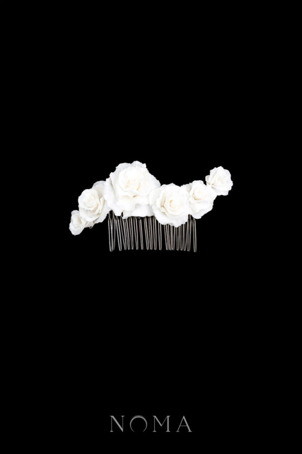 FLR-202400013-CC-Large-Rose-Arrangement-Haircomb-White-Silver-White