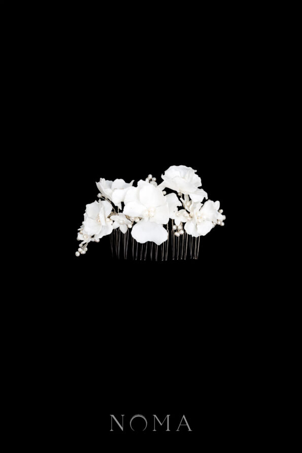 FLR-202400019-CC-Mix-Flower-Garden-with-Pearl-Haircomb-White-Silver-White