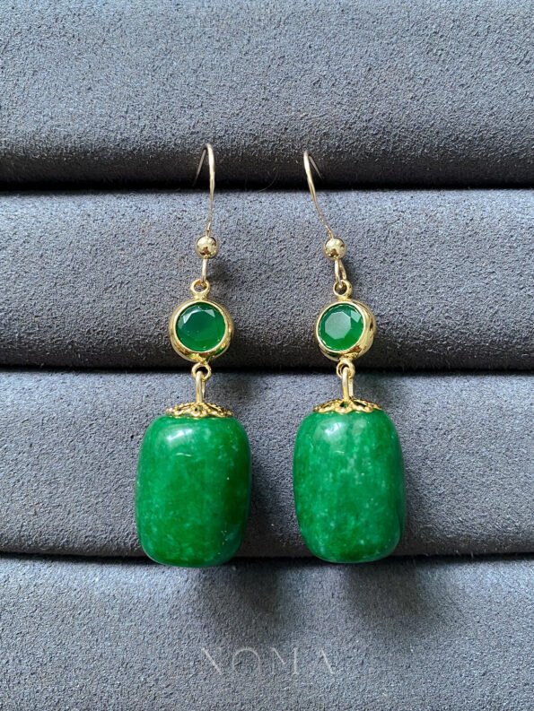 JJW-202100008-Classic-Drop-Jade-Large-Earrings-18k-Yellow-Gold-Jade