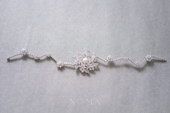 ACC-202100079-Pamella-Hairvine-or-Brooch-White-Gold