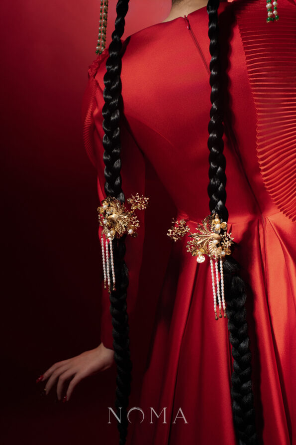 CHN-202000066-3D-Peacock-Flower-Garden-Hairpin-Gold-Left-3