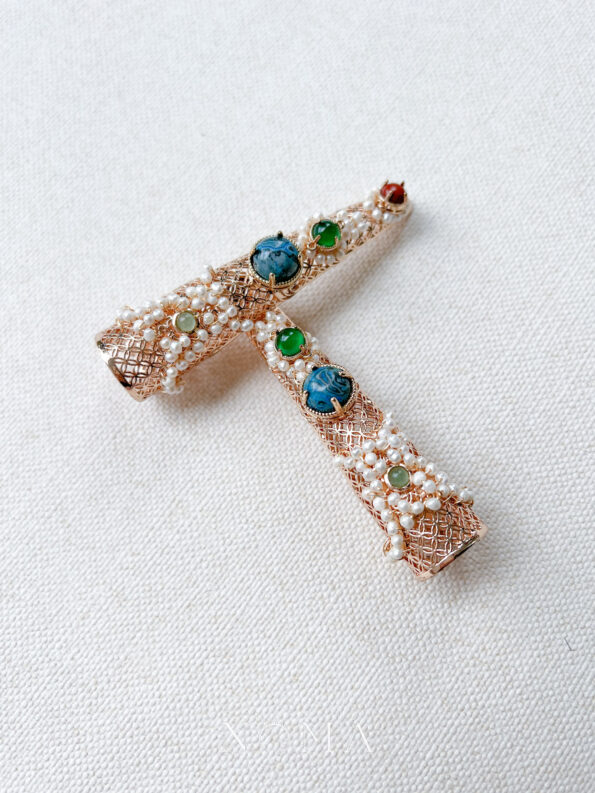 CHN-202200011-Inlaid-Stones-Nail-Guard-Set-Gold-2-pcs-1