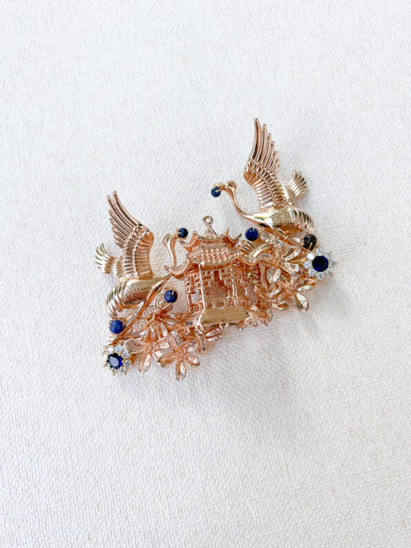 CHN-202200021-Flying-Crane-Bouquet-Brooch-Gold-Sapphire-1