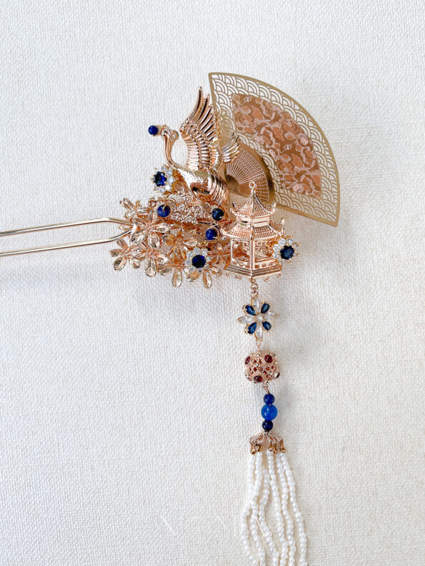 CHN-202200022-Flying-Crane-Bouquet-Hairpin-Gold-Sapphire-Left-1