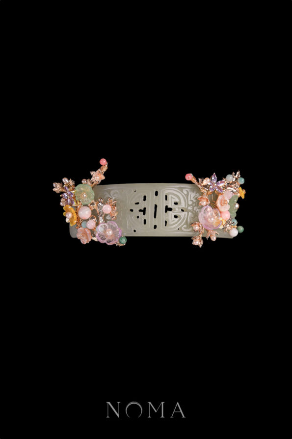 CHN-202300094-Petite-Garden-Slim-Jade-Cuff-Gold-Light-Jade
