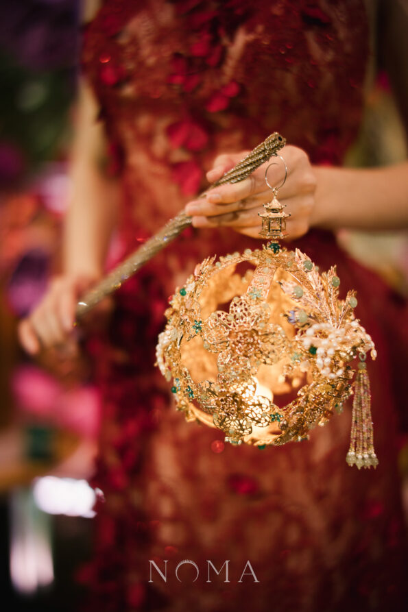 CHN-202400060-Harmonious-Phoenix-Rose-Lantern-Gold-8