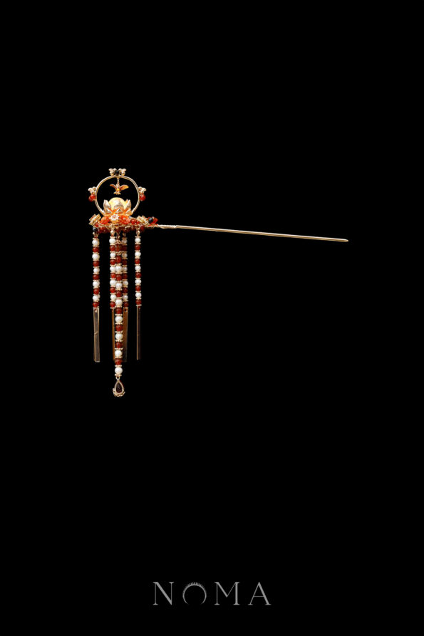 CHN-202400208-Lotus-Tranquility-Hairpin-Gold-Ruby
