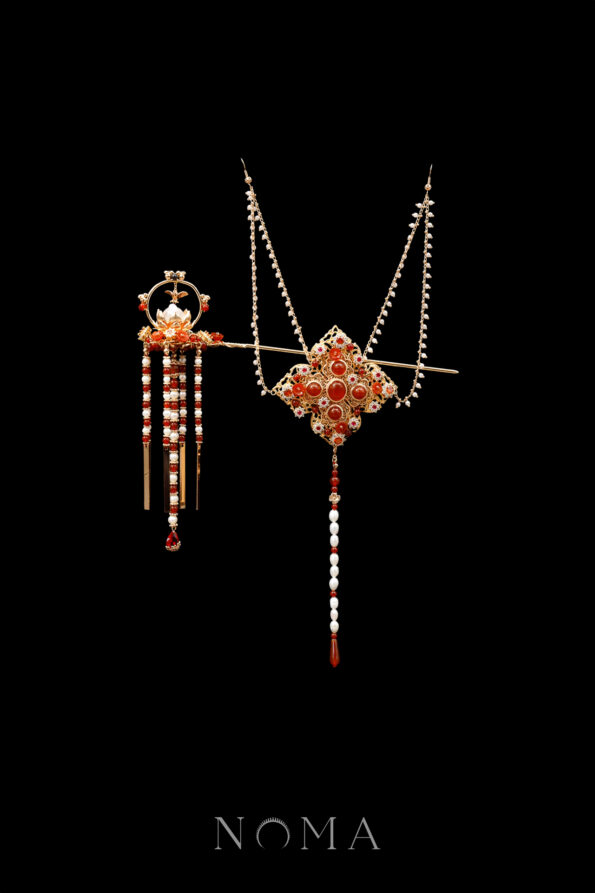 CHN-202400210-Lotus-and-Stones-Tranquility-Set-Gold-Ruby-2-pcs