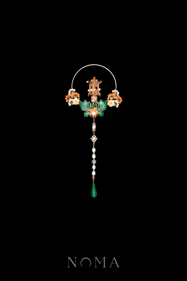 CHN-202400237-Pagoda-on-Lotus-Knob-Hairpin-Gold