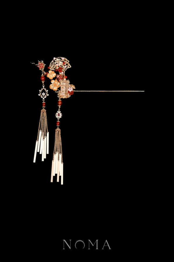 CHN-202400266-Floral-Fan-Shaped-Long-Hairpin-Gold-Ruby
