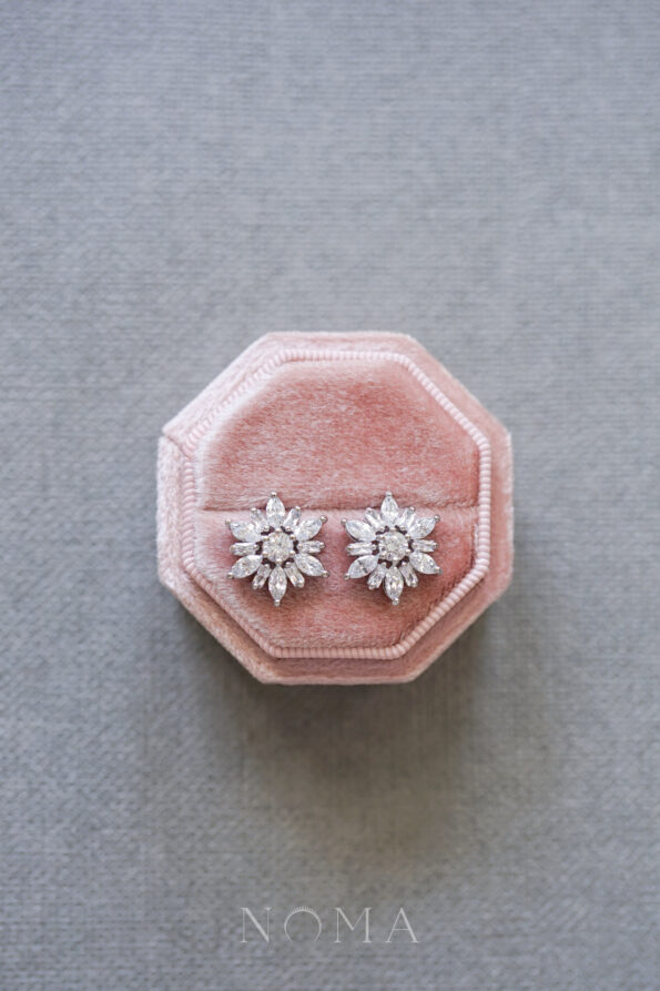 DJW-202000074-Flower-Baguette-Earrings-Rhodium-White-Gold-1