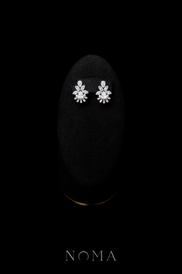 DJW-202400112-Pear-Dance-Earrings-Rhodium-White-Gold-White-Diamond
