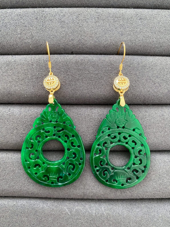 JJW-202100010-Double-Happiness-Carved-Rounded-Teardrop-Hollow-Jade-Earrings-18k-Yellow-Gold-Jade