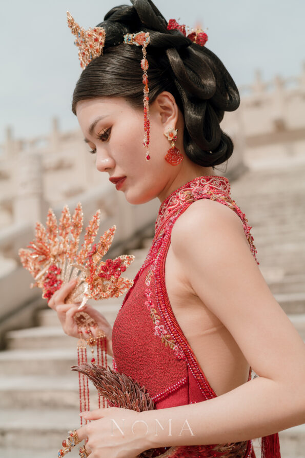 JJW-202500002-Carved-Vase-Jade-Fire-Orchid-Earrings-18k-Yellow-Gold-Red-Jade-2