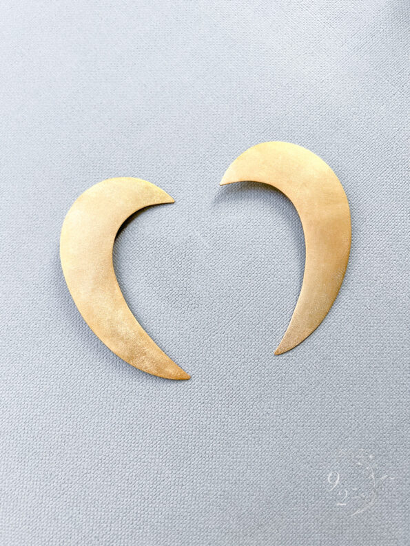 925-202200001-Crescent-Earpiece-Pair-Gold-1-pair-1