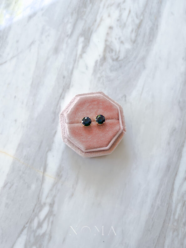 DJW-202200004-Round-15-ct-Solitaire-Earrings-18k-Yellow-Gold-Sapphire-1