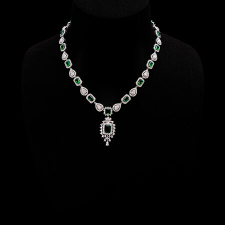 Luxurious Beauty Necklace - Rhodium White Gold, Emerald