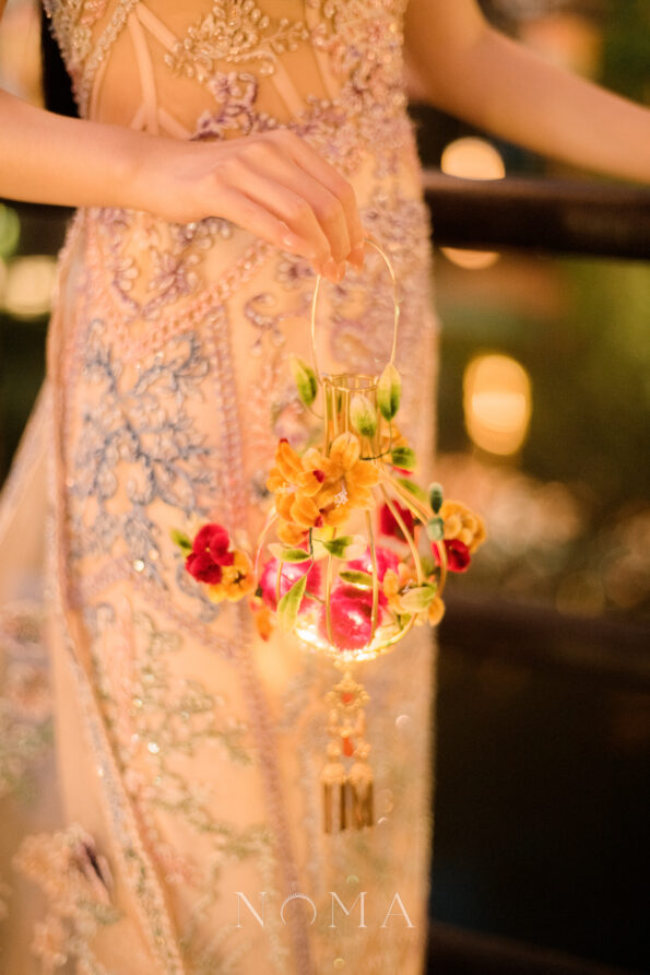 FLR-202500009-VA-Silken-Flower-Lantern-Gold-Red-5