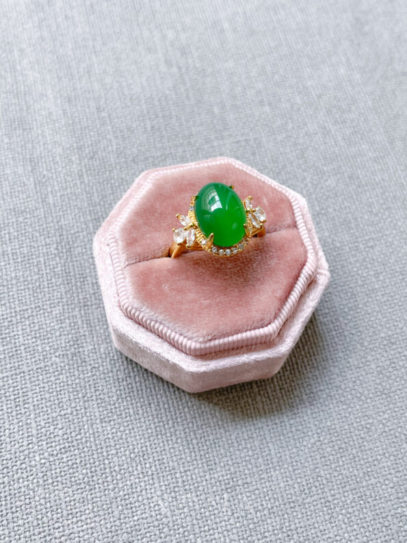 JJW-202100024-Superior-Oval-Jade-Halo-Ring-18k-Yellow-Gold-Jade-Adjustable-1