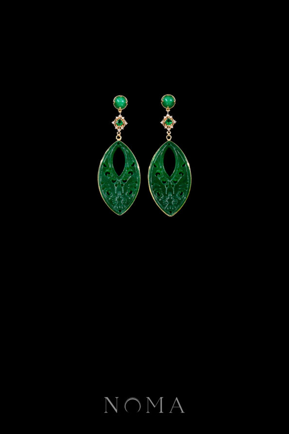 JJW-202400037-Carved-Eyelet-Hollow-Jade-Square-Ornament-Earrings-18k-Yellow-Gold-Jade