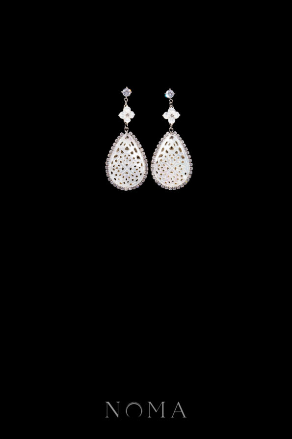 PJW-202400015-Round-Stud-Floral-Carved-Shell-Earrings-Rhodium-White-Gold-White-Mother-of-Pearl