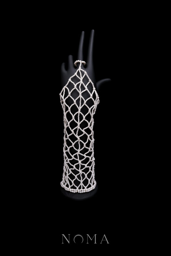 ACC-202300050-Woven-Pearl-Handcuff-White-Silver-White