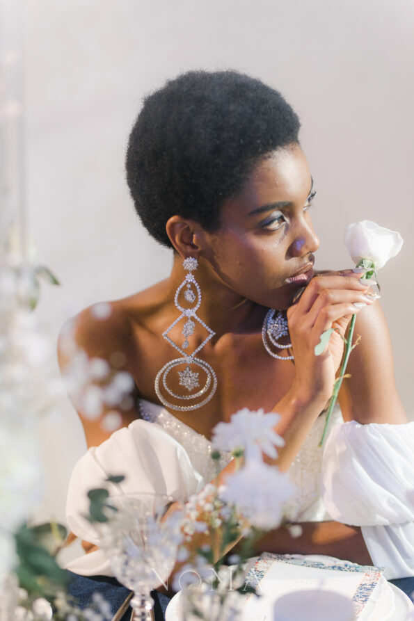 ACC-202300060-Geometric-Shapes-Dazzling-Earrings-White-Gold-2