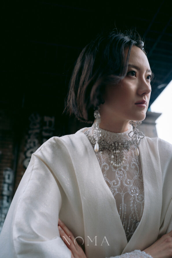 ACC-202400091-Baroque-Ornaments-Choker-White-Gold-2