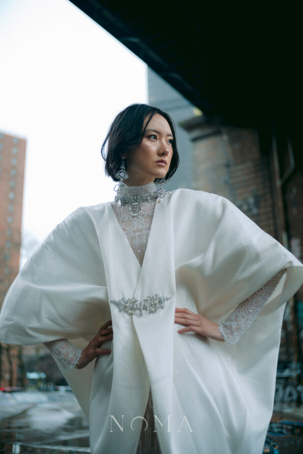 ACC-202400091-Baroque-Ornaments-Choker-White-Gold-3