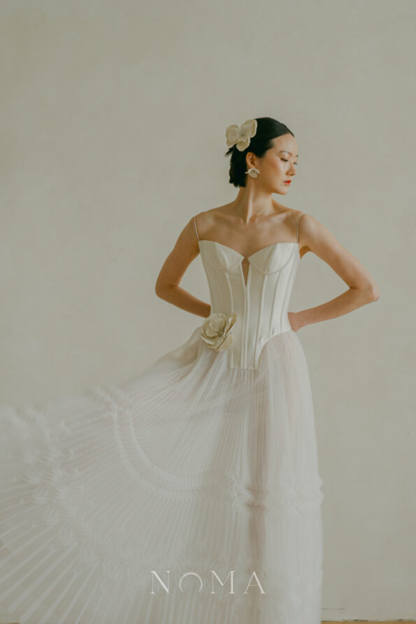 ACC-202400098-Thread-Winter-Blossom-Hairpin-White-Silver-White-3