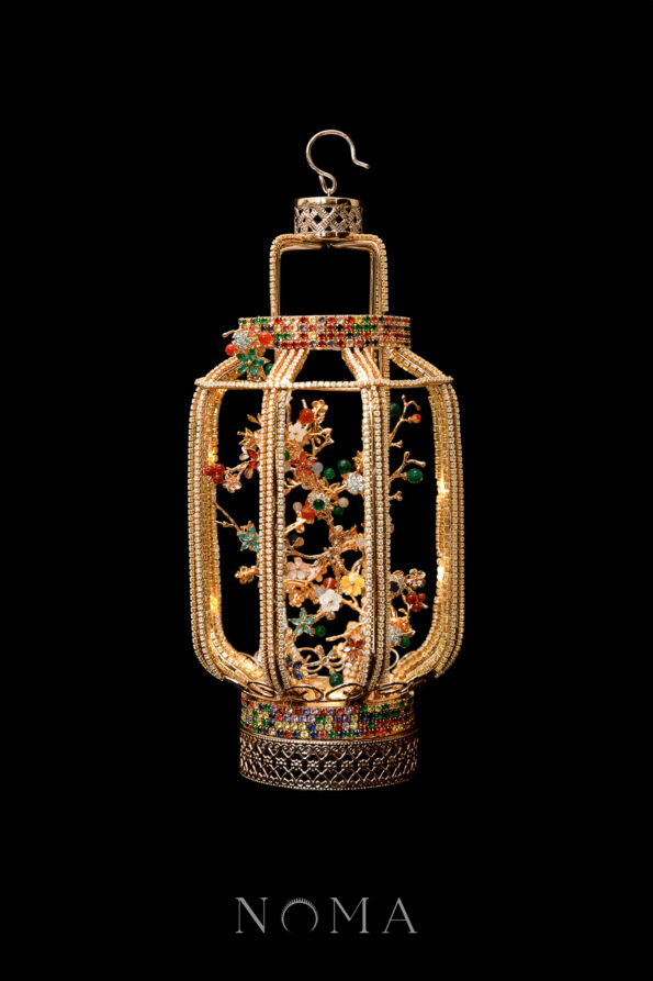 CHN-202300053-Light-Up-Floral-Garden-Lantern-Gold