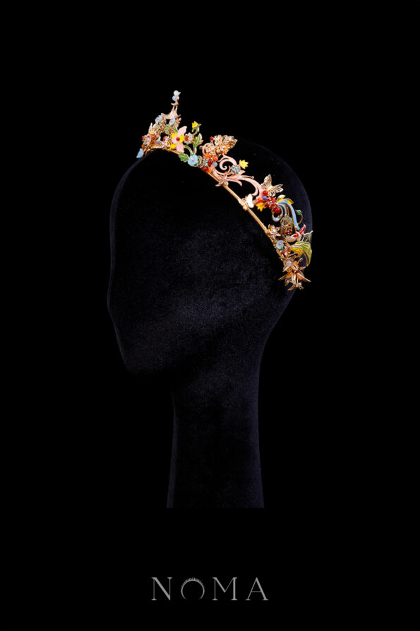 CHN-202400043-Colorful-Butterfly-Crane-Pagoda-Crown-Gold-Blue-2