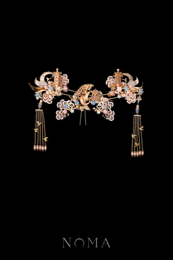 CHN-202400120-Harmonious-Peacock-Pagoda-Ornament-Set-Gold-Pink-3-pcs