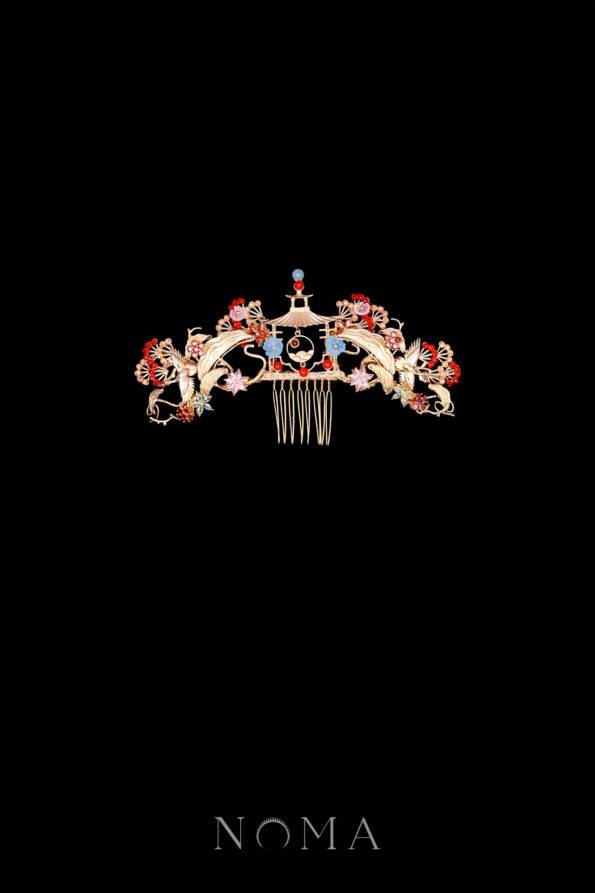 CHN-202400125-Crane-Ginkgo-Pagoda-Willow-Haircomb-Gold-Ruby