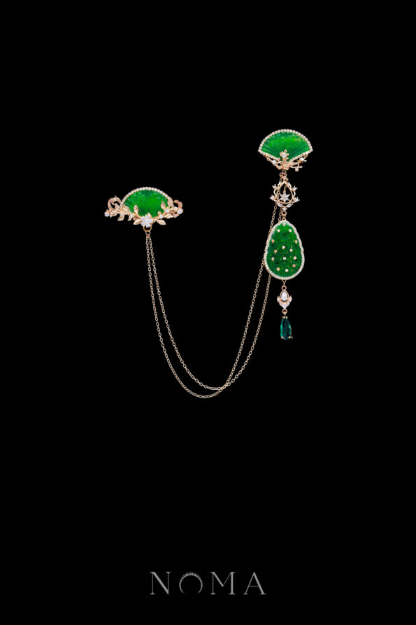 CHN-202400136-Dangling-Jade-Chain-Brooch-Gold-Jade-1