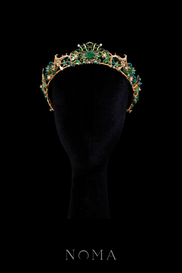CHN-202400166-Colorful-Oriental-Ornament-Crown-Gold-Turquoise