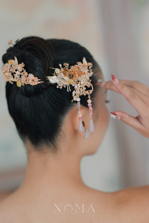 CHN-202400259-Crane-Heaven-Cloud-Hairpin-Gold-Pink-Left-2