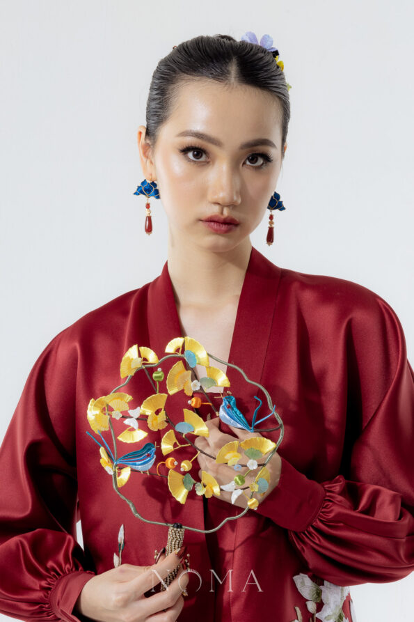 FLR-202300043-CS-Lotus-Drop-Jade-Earrings-Gold-2