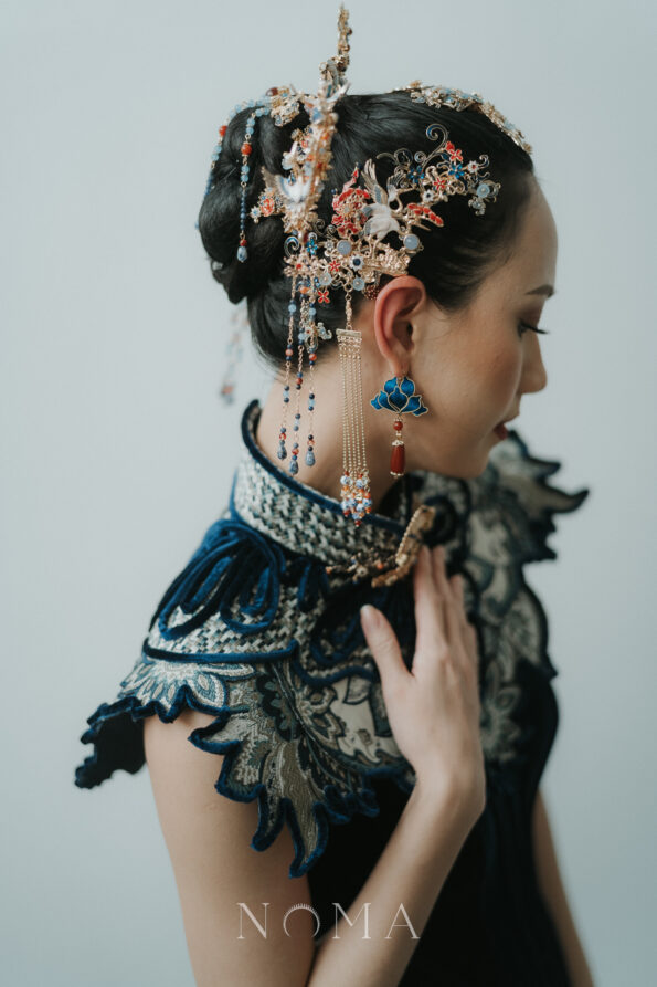 FLR-202300043-CS-Lotus-Drop-Jade-Earrings-Gold-4