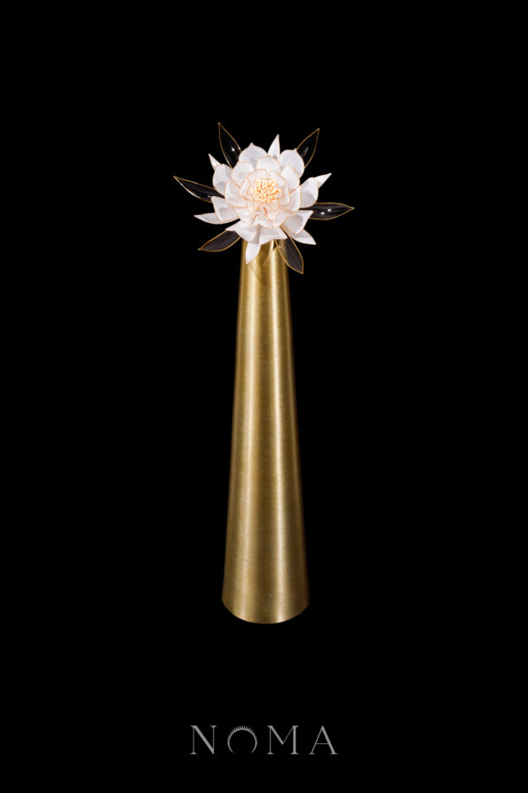 FLR-202400031-LR-Lotus-Bloom-Hairpin-Gold-White-1