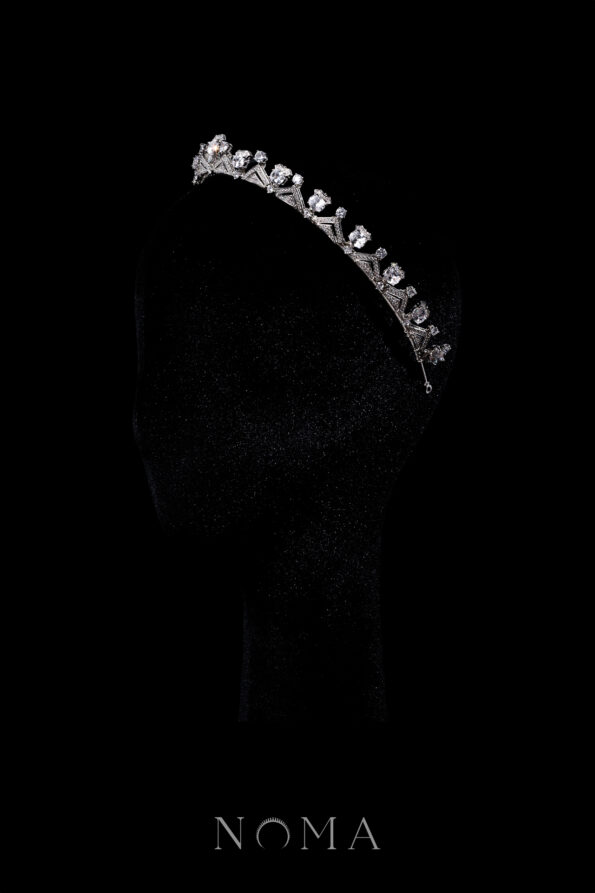 HMC-202400008-Triangular-Crown-Rhodium-White-Gold-2