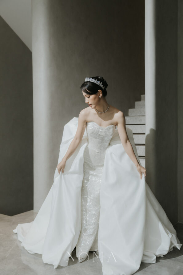 HMC-202500001-Key-Elegance-Crown-Rhodium-White-Gold-White-Diamond-5