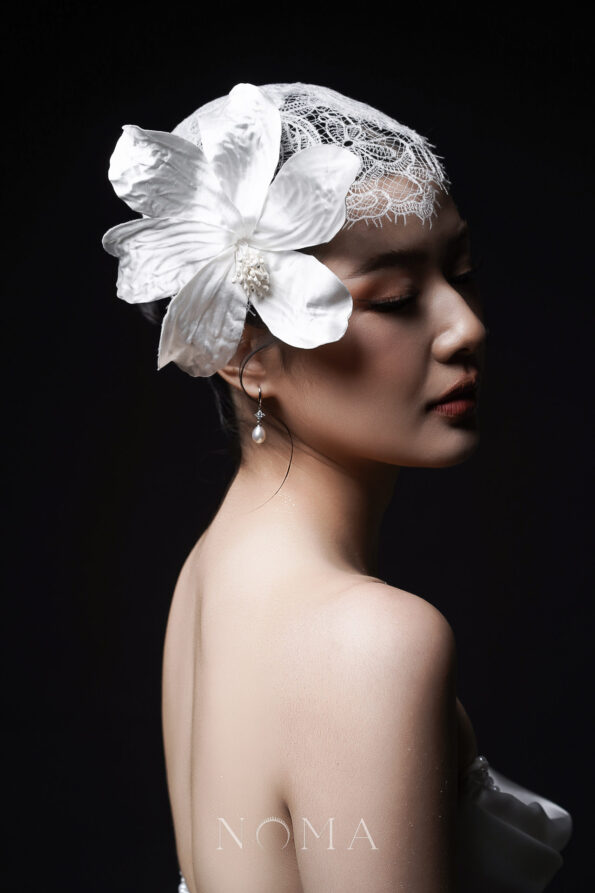 HMV-202400006-Lacey-Veil-Headdress-White-5