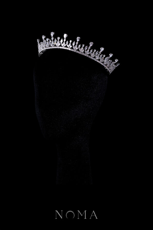 WDC-202400005-Feminine-Crown-Rhodium-White-Gold-2