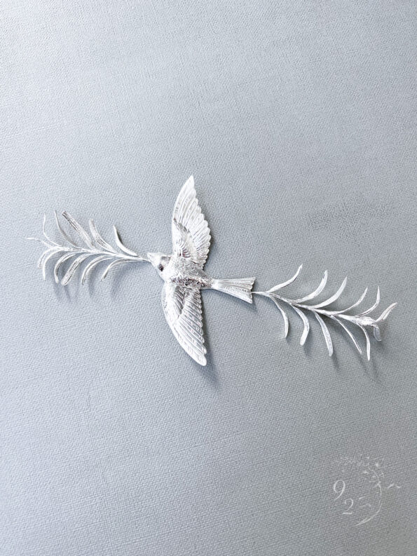 925-202200008-Purity-Dove-Tarragon-Brooch-or-Hairvine-Doff-Silver-2