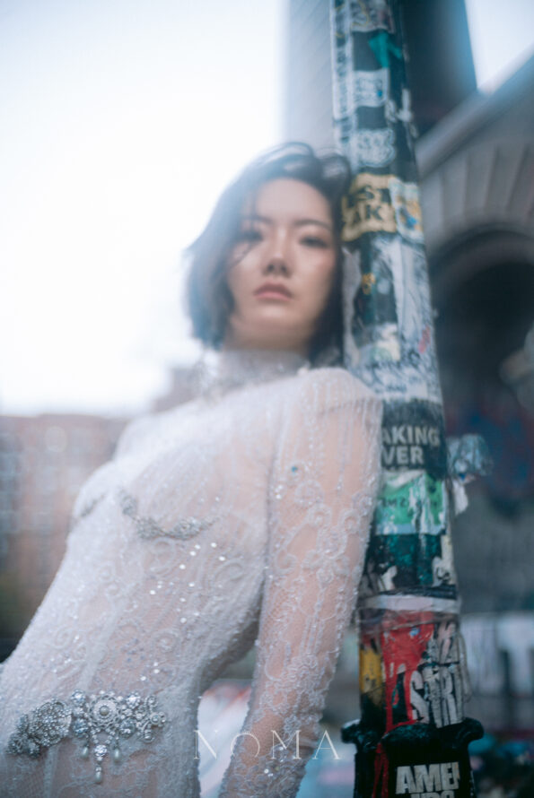 ACC-202400094-Baroque-Ornaments-Opulent-Hairvine-or-Brooch-White-Gold-Right-1