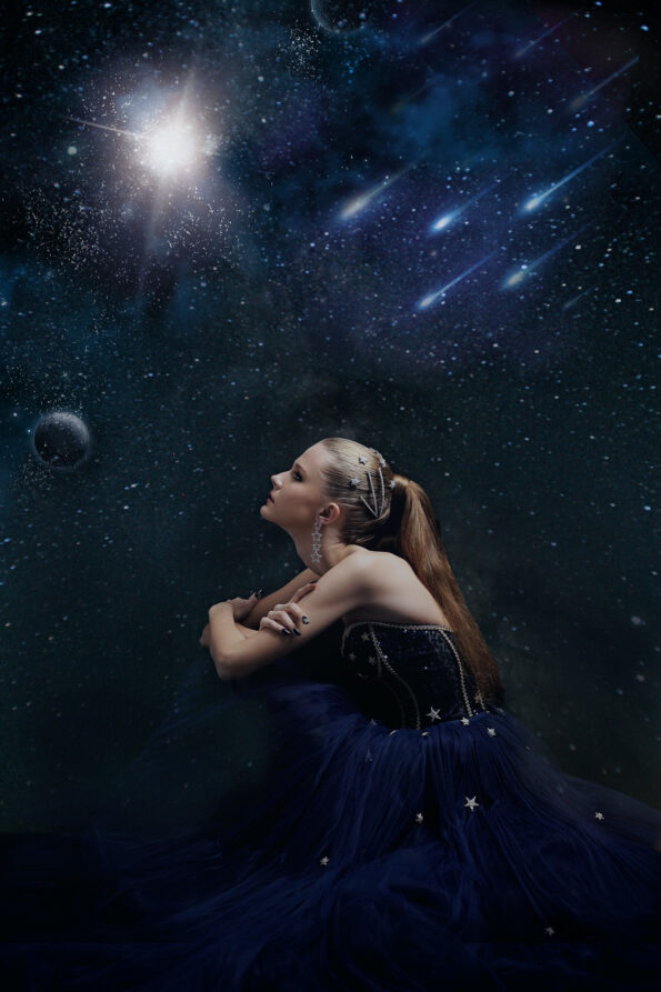 DJW-202000107-Chained-Side-Hairvine-Pair-Rhodium-White-Gold-1-pair-5