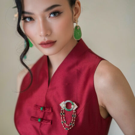 Lunar Deco Donut Jade Brooch - 18k Yellow Gold, Light Jade